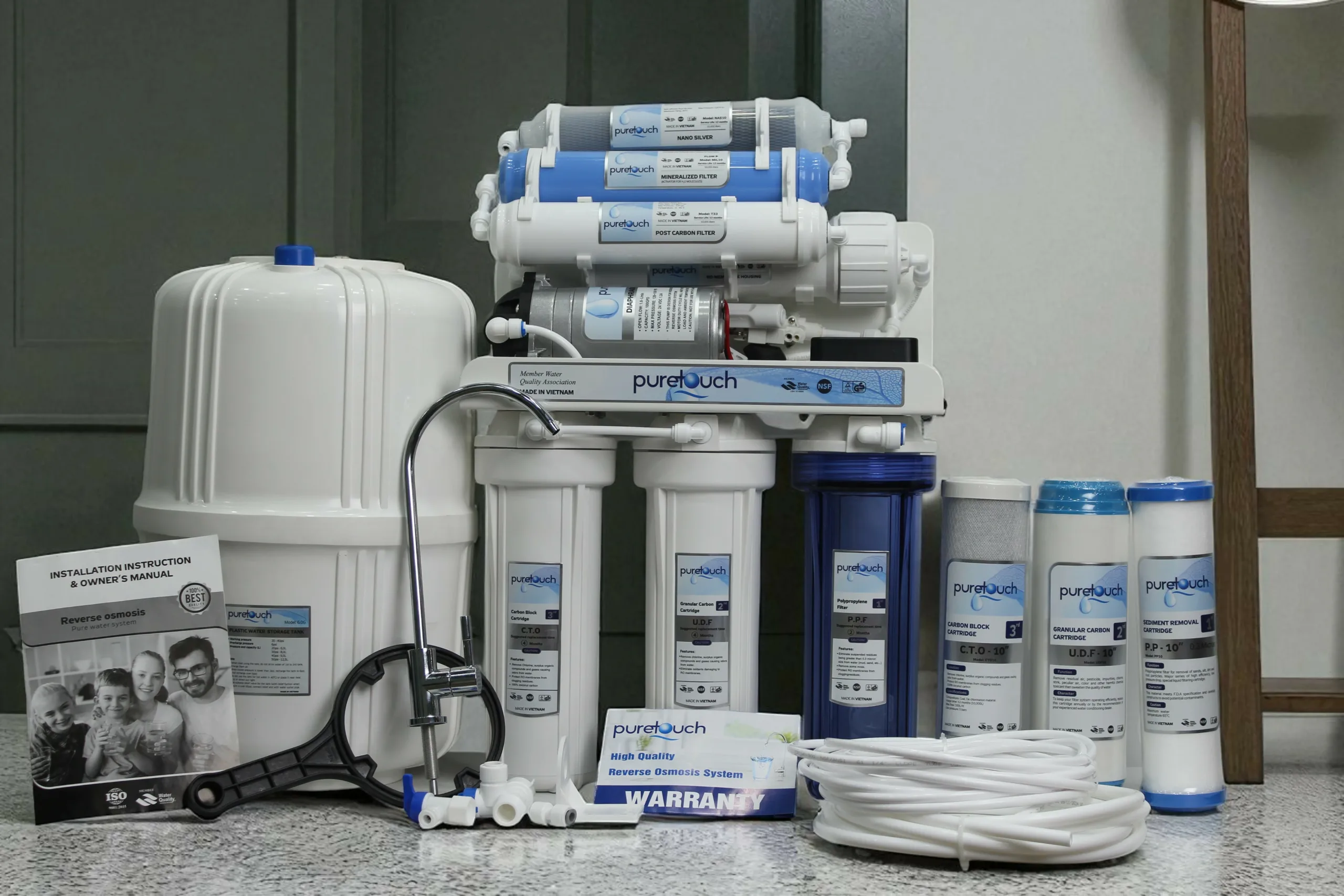 <p>WATER TREATMENT SYSTEMS: R.O</p>